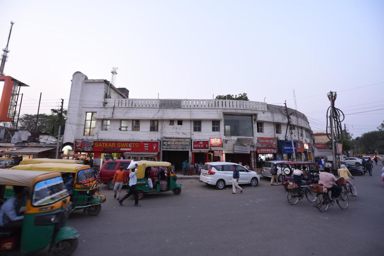Hotel Mayur โคราฆปุระ ภายนอก รูปภาพ