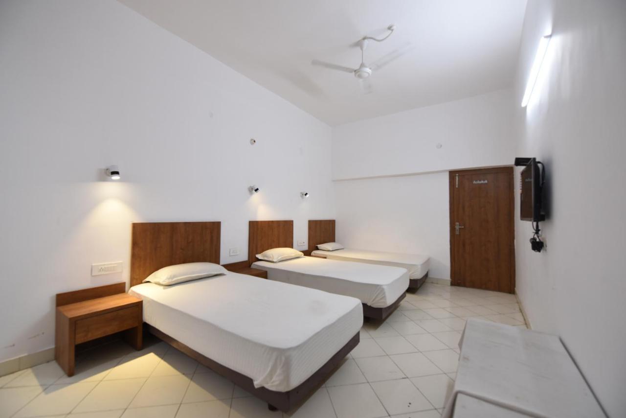 Hotel Mayur โคราฆปุระ ภายนอก รูปภาพ